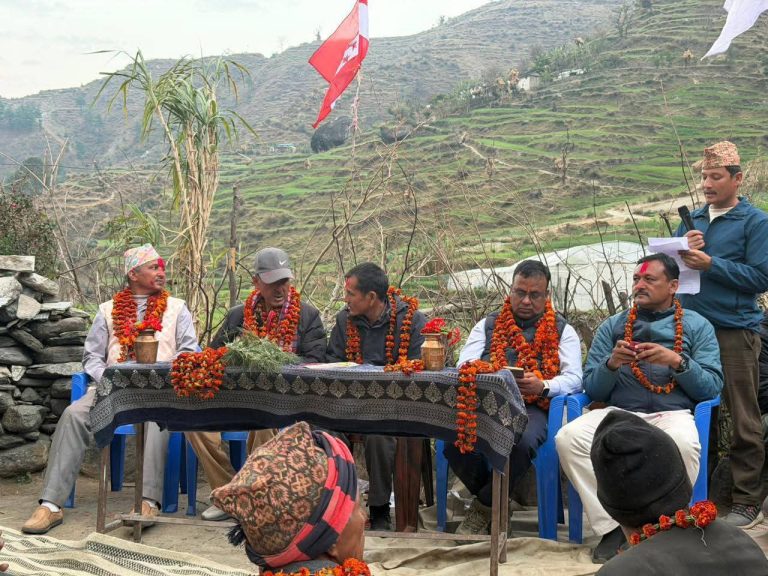 बुढिनन्दा नगरपालिका ३ मा २८ जनाले एमाले परित्याग काङ्ग्रेस मा प्रवेश
